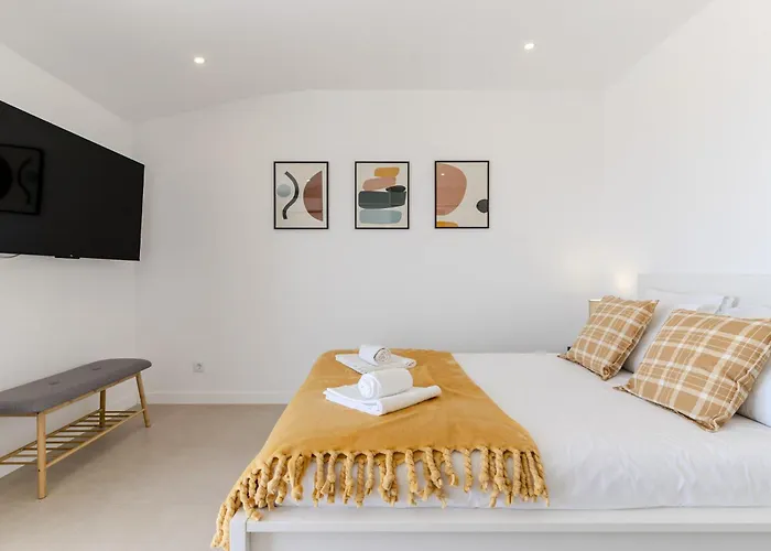 #171 Sea View Patio House Sunset Views * Albufeira